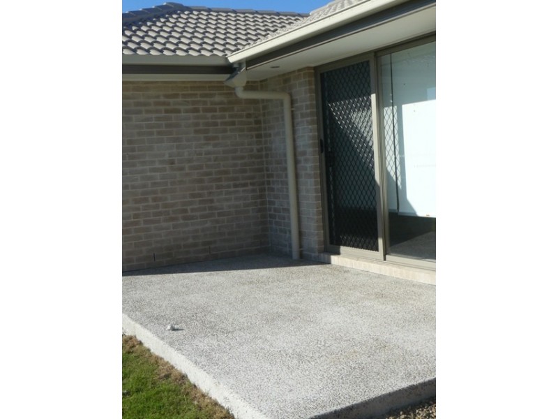 22 Peregrine Drive, Lowood QLD 4311