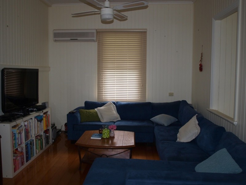 119 Downs Street, North Ipswich QLD 4305