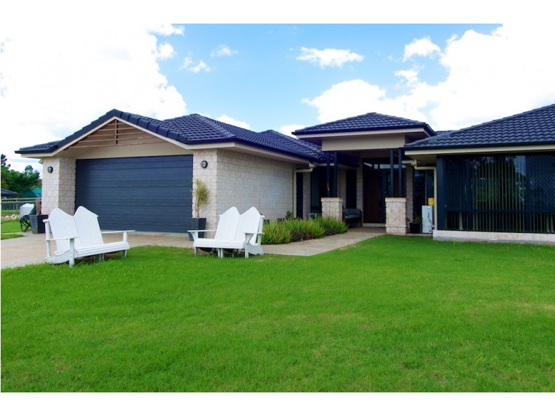 17 Old Fernvale Rd, Fernvale QLD 4306