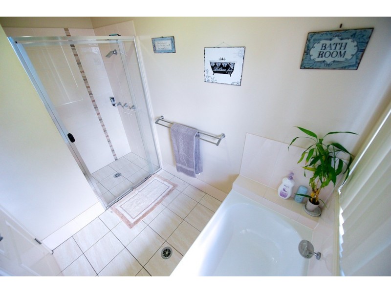 17 Old Fernvale Rd, Fernvale QLD 4306