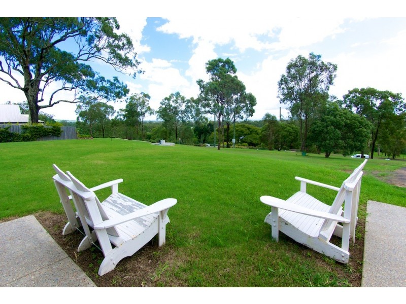 17 Old Fernvale Rd, Fernvale QLD 4306