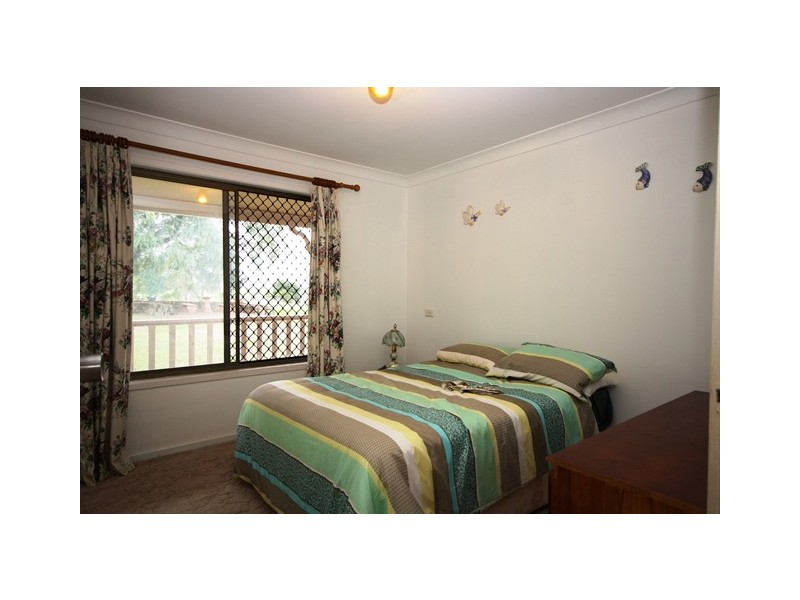 93 Hecks Rd, Glamorgan Vale QLD 4306