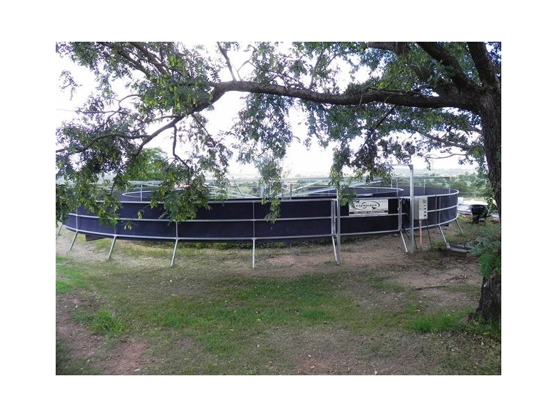 93 Hecks Rd, Glamorgan Vale QLD 4306