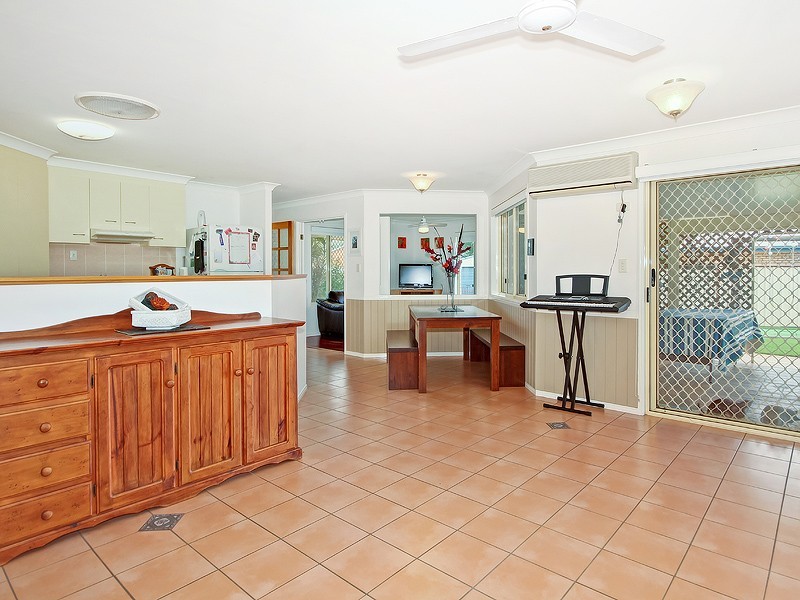 5 Zoe Court, Raceview QLD 4305
