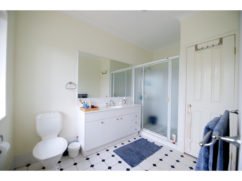 Lot 81 Sheppards Rd, Lake Manchester QLD 4306