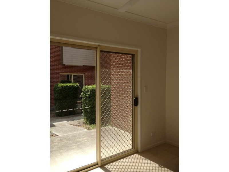 7/183 Warwick Road, Churchill QLD 4305