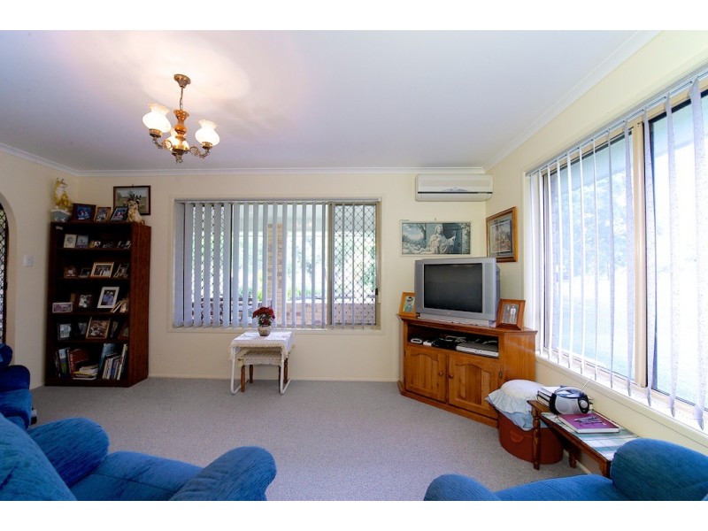 19 Reinbotts Rd, Lowood QLD 4311