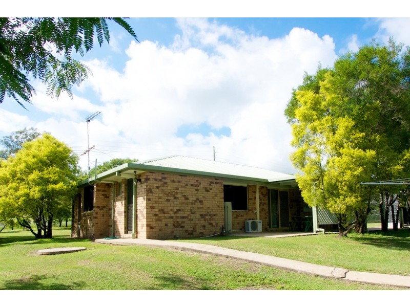 19 Reinbotts Rd, Lowood QLD 4311