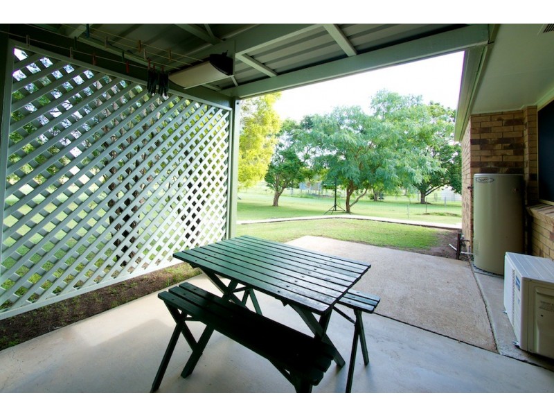 19 Reinbotts Rd, Lowood QLD 4311