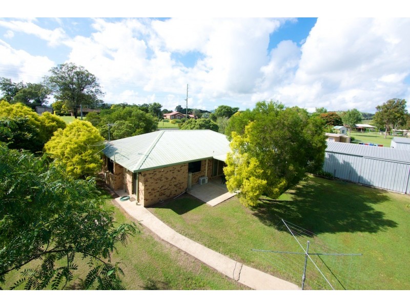 19 Reinbotts Rd, Lowood QLD 4311