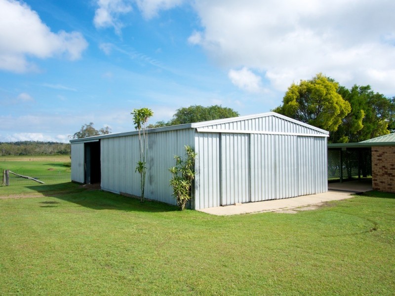 19 Reinbotts Rd, Lowood QLD 4311