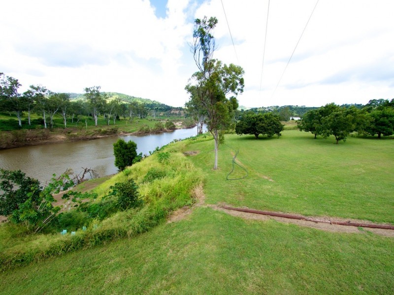 163 Lindemans Rd, Lowood QLD 4311