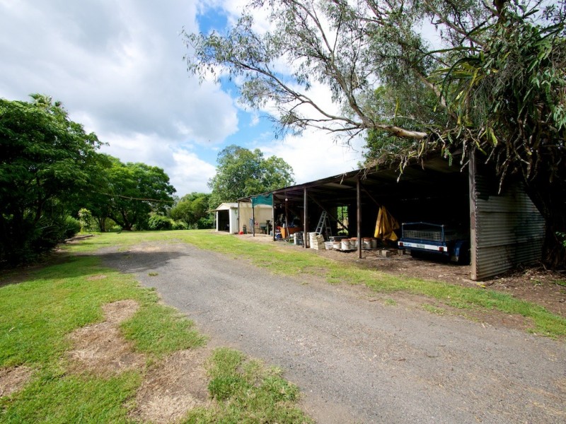 163 Lindemans Rd, Lowood QLD 4311