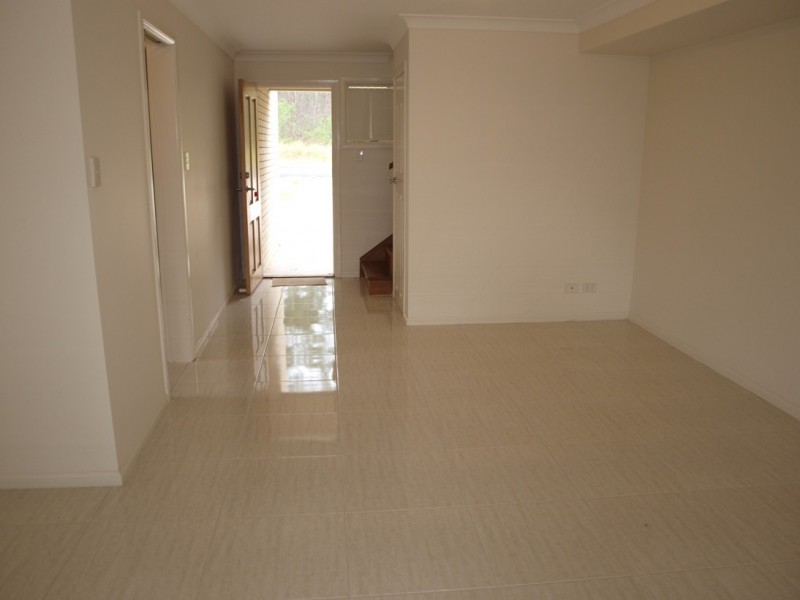 Unit 3/112 Barclay Street, Bundamba QLD 4304