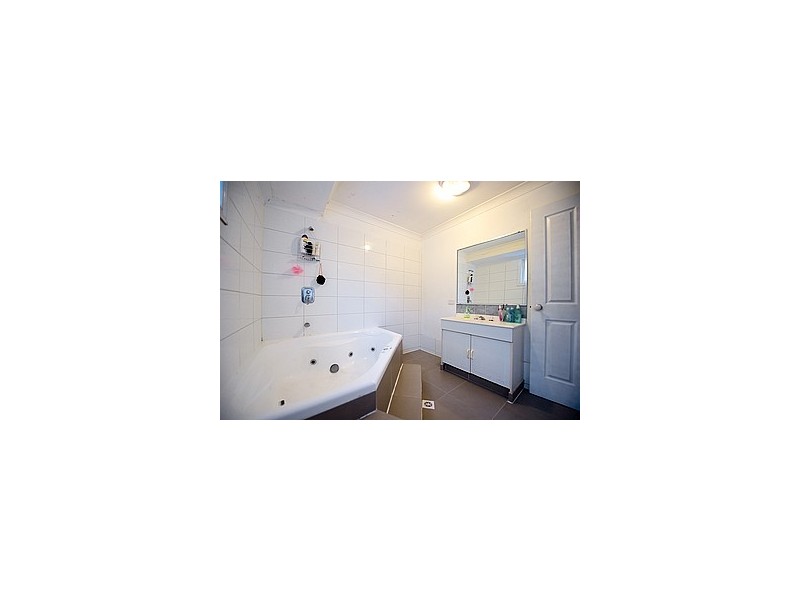 47 Mary Street, Bundamba QLD 4304