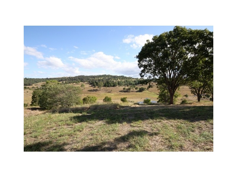 111 Harpeng Drive, Minden QLD 4311