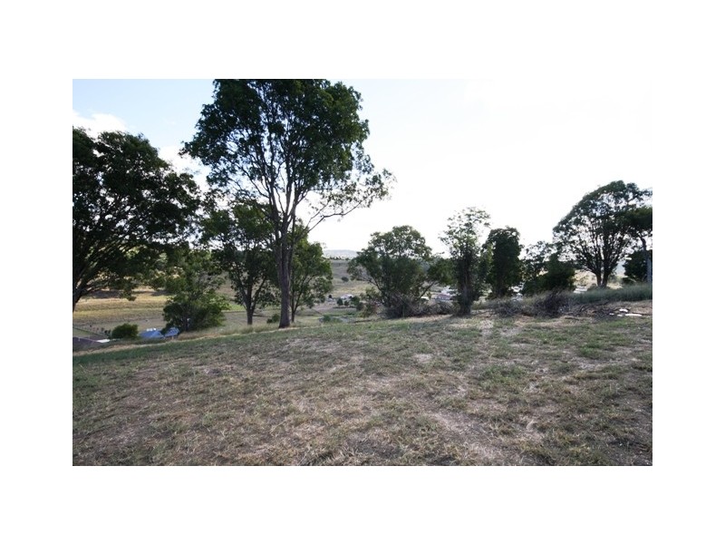 111 Harpeng Drive, Minden QLD 4311