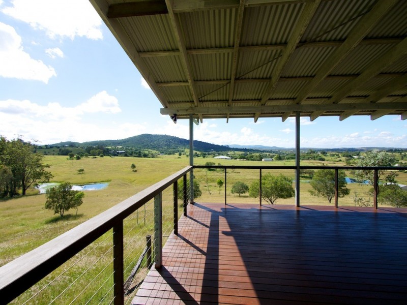 48 Sherlocks Rd, Pine Mountain QLD 4306