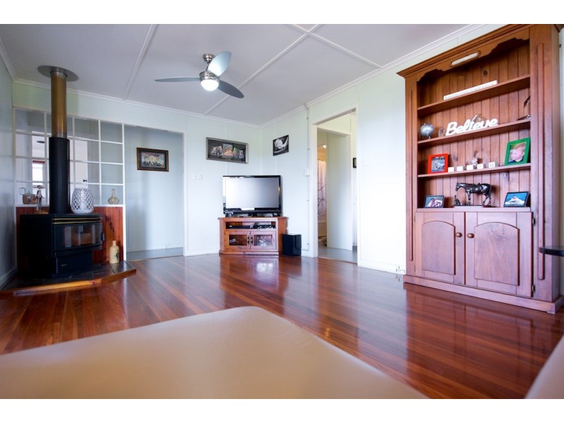 48 Sherlocks Rd, Pine Mountain QLD 4306