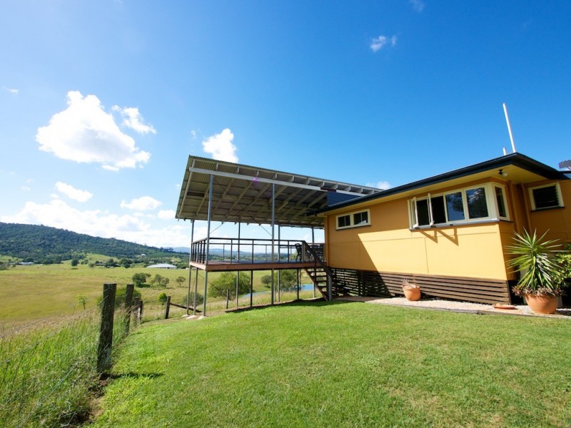 48 Sherlocks Rd, Pine Mountain QLD 4306