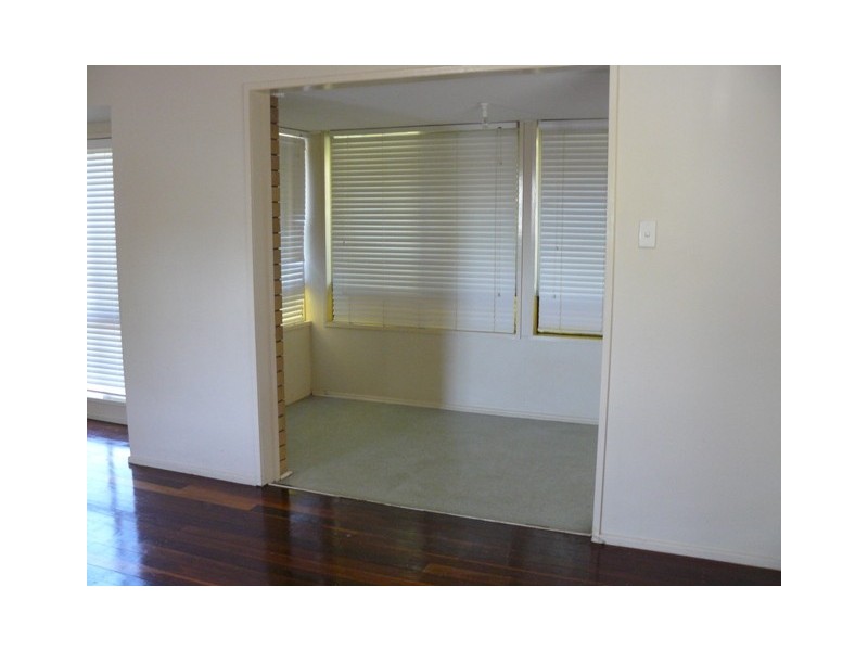 5 Glode Avenue, Churchill QLD 4305