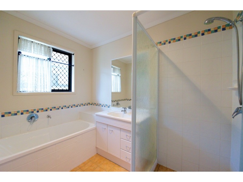 31 Comona Court, Wulkuraka QLD 4305