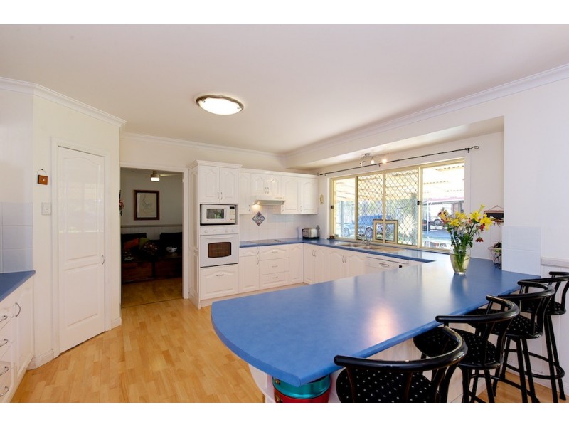 74 Borallon Station Rd, Pine Mountain QLD 4306