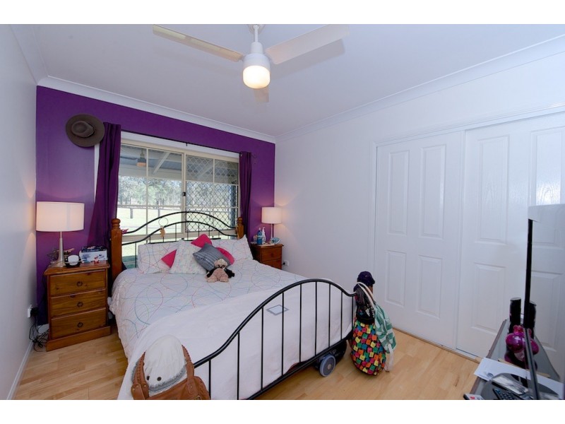 74 Borallon Station Rd, Pine Mountain QLD 4306