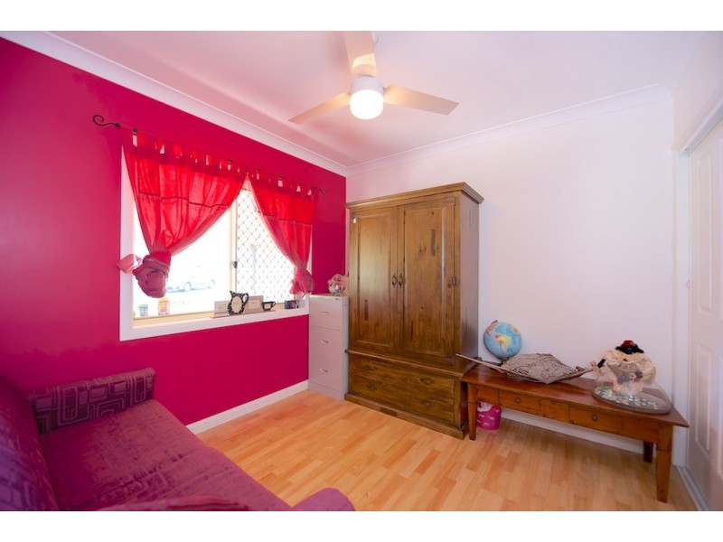 74 Borallon Station Rd, Pine Mountain QLD 4306