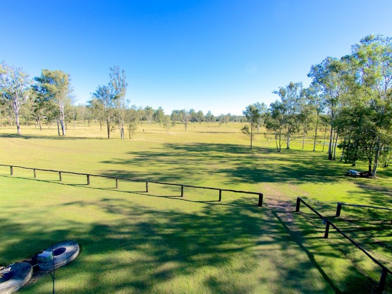 74 Borallon Station Rd, Pine Mountain QLD 4306