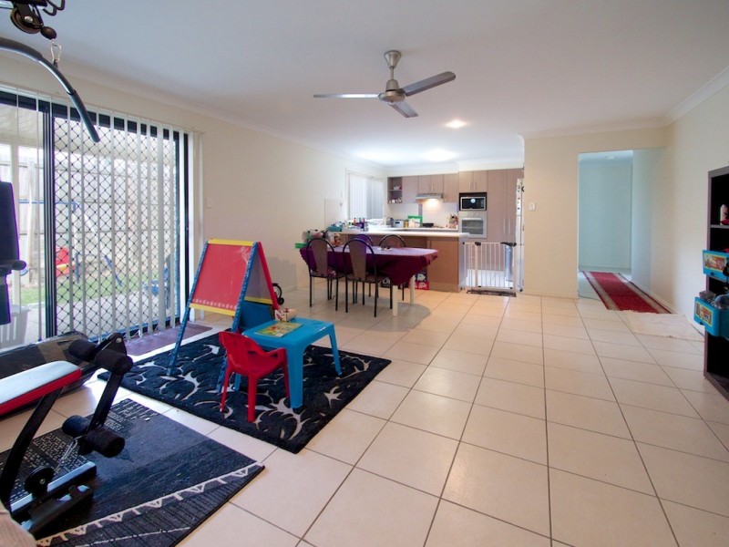 4 Serenity Street, Brassall QLD 4305