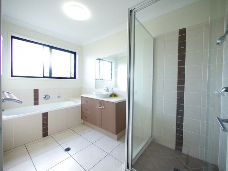 4 Serenity Street, Brassall QLD 4305