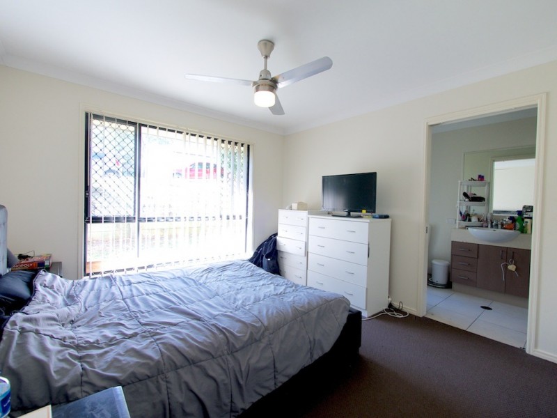 4 Serenity Street, Brassall QLD 4305