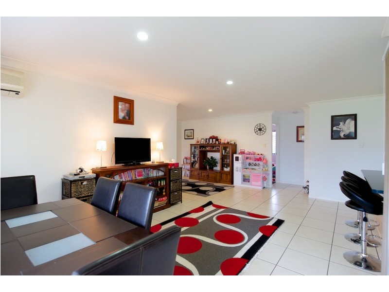 20 Nicole Place, Yamanto QLD 4305