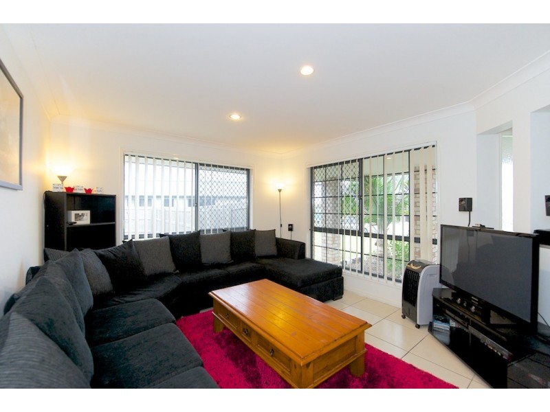 20 Nicole Place, Yamanto QLD 4305