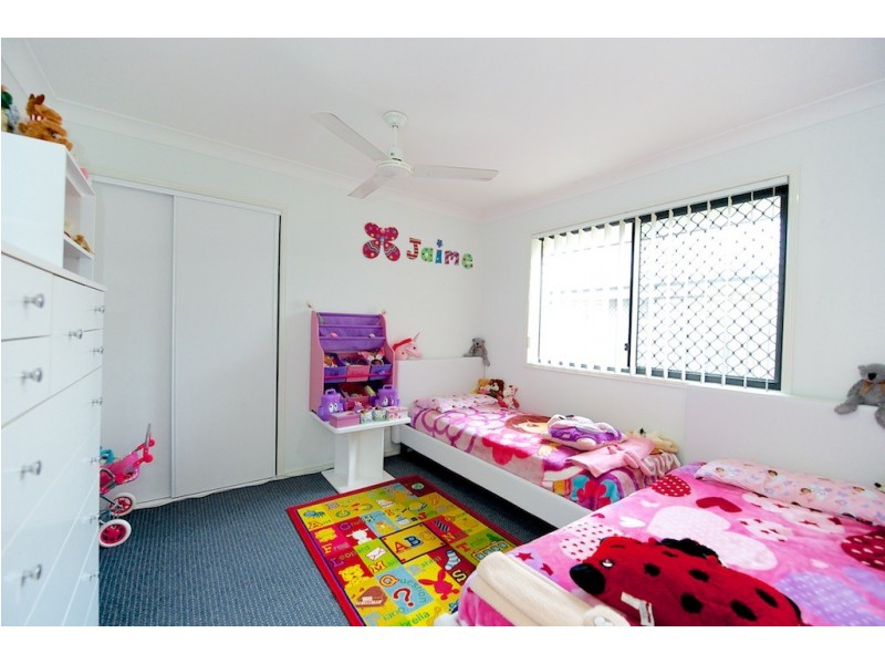 20 Nicole Place, Yamanto QLD 4305