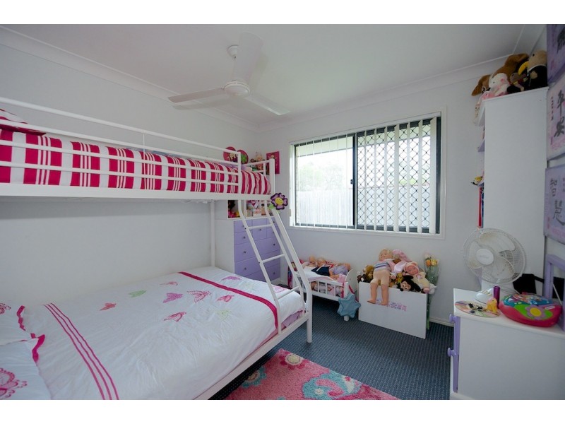 20 Nicole Place, Yamanto QLD 4305