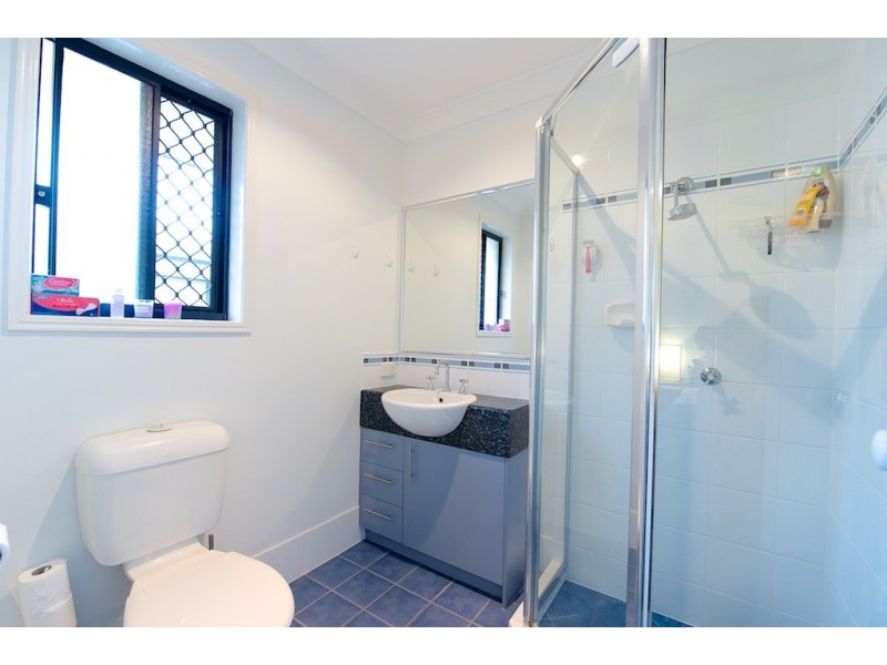 20 Nicole Place, Yamanto QLD 4305