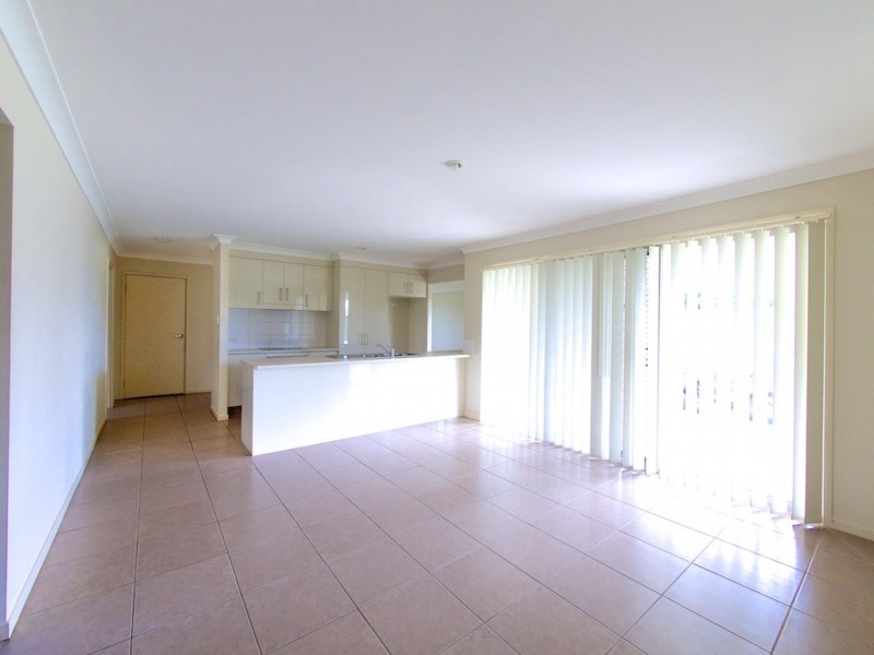 33 Nuala Street, Yamanto QLD 4305