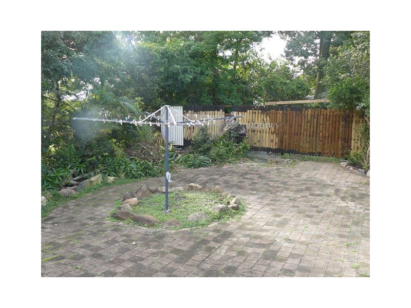 36 Whitehill Rd, Eastern Heights QLD 4305