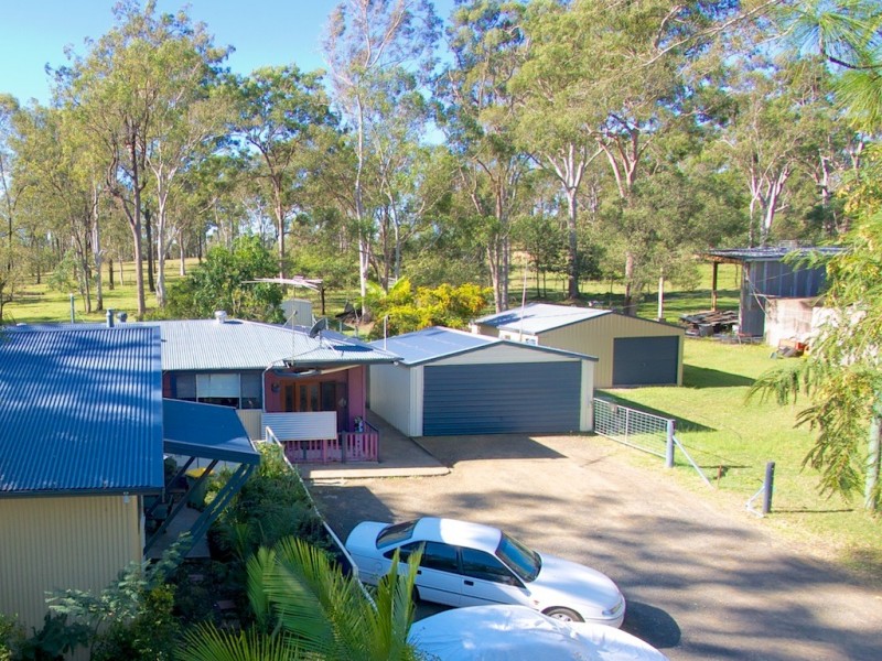 443 Brisbane Valley Highway, Pine Mountain QLD 4306