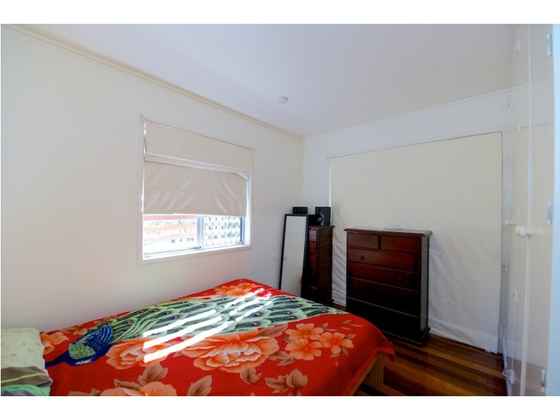 443 Brisbane Valley Highway, Pine Mountain QLD 4306