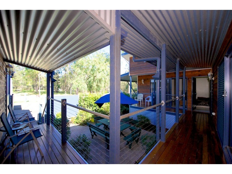 443 Brisbane Valley Highway, Pine Mountain QLD 4306