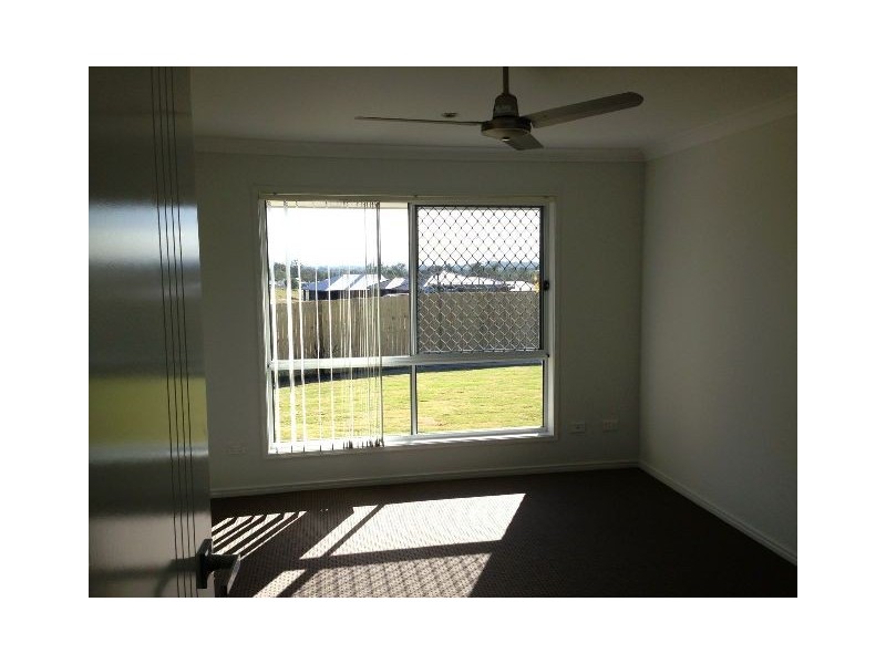 80 Sarah Drive, Yamanto QLD 4305