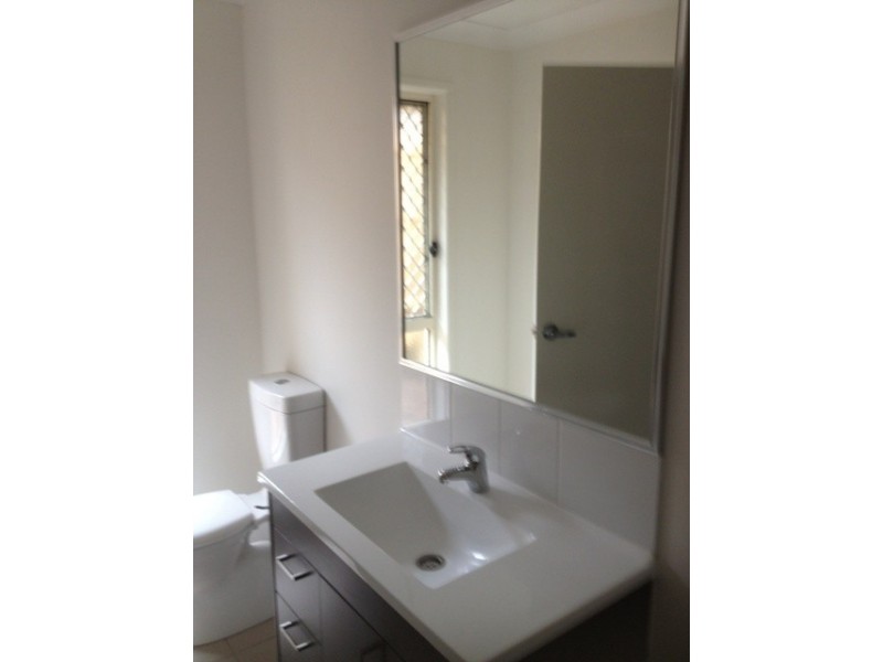 13 Denman Street, Bundamba QLD 4304