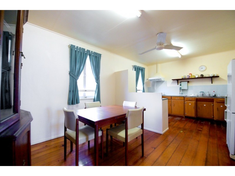 17 Park Street, Lowood QLD 4311