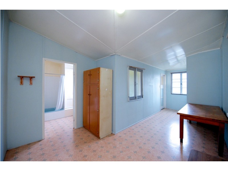 17 Park Street, Lowood QLD 4311
