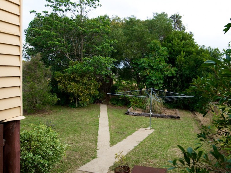 17 Park Street, Lowood QLD 4311