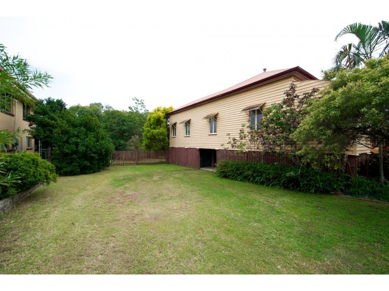 17 Park Street, Lowood QLD 4311