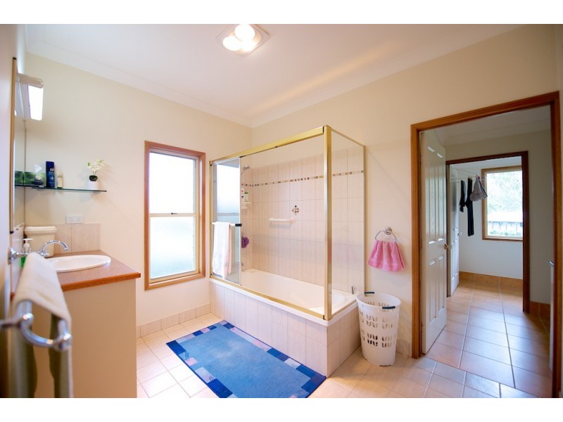 7 Condamine Drive, Fernvale QLD 4306